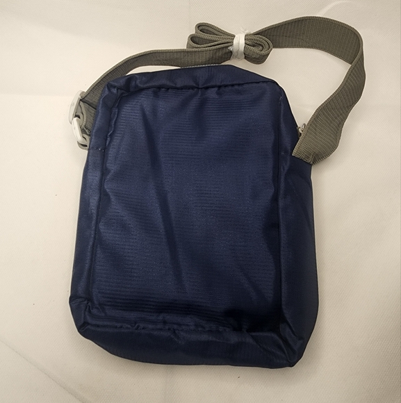The North Face Navy Crossbody Bag - Picture 2 of 8